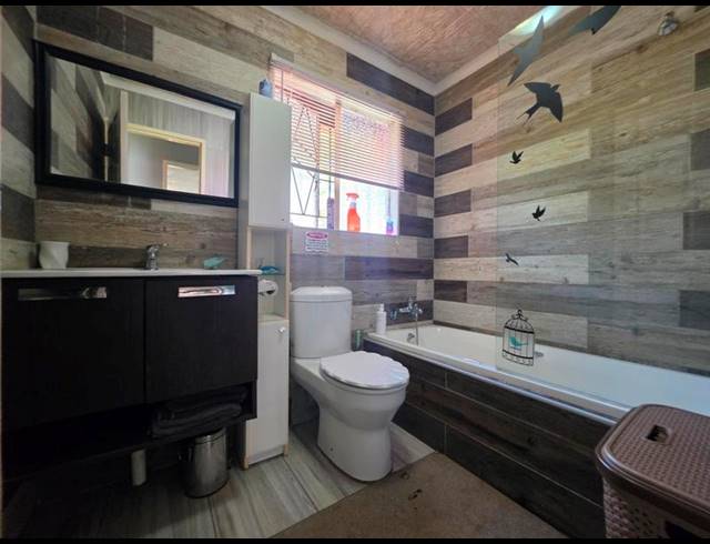 3 BEDROOM HOUSE FOR SALE IN ALBERTSDAL